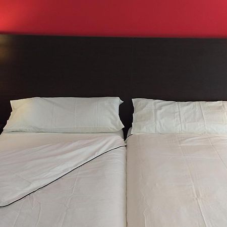 Hostal Meson de Paco Cariñena Extérieur photo