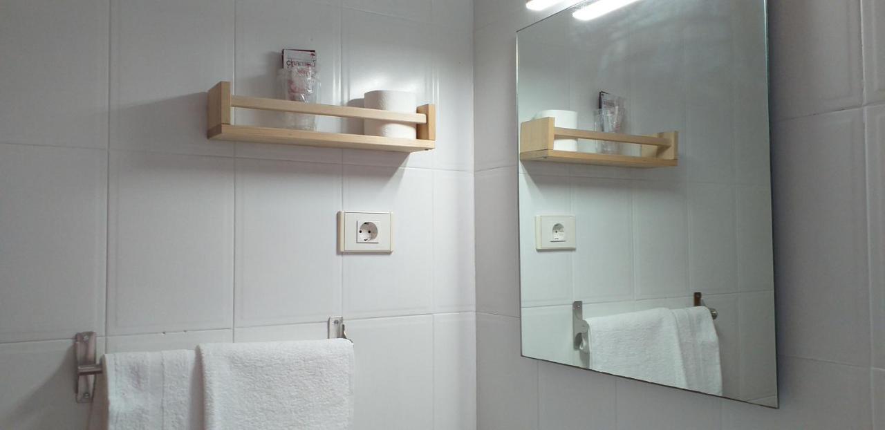 Hostal Meson de Paco Cariñena Extérieur photo