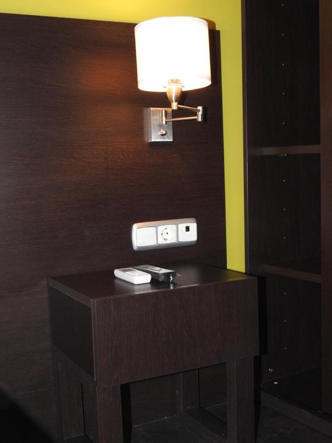 Hostal Meson de Paco Cariñena Extérieur photo